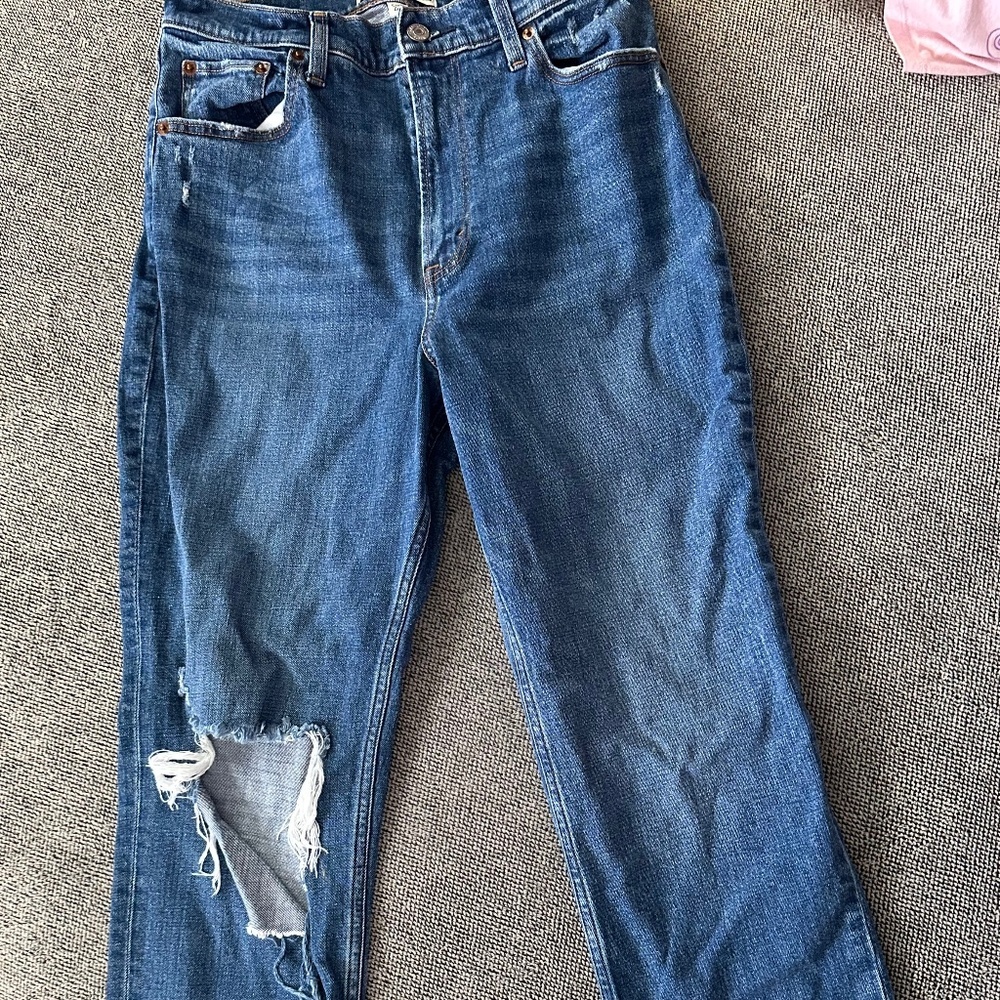 size 6 Abercrombie & Fitch The Ankle Straight Ultra High Rise